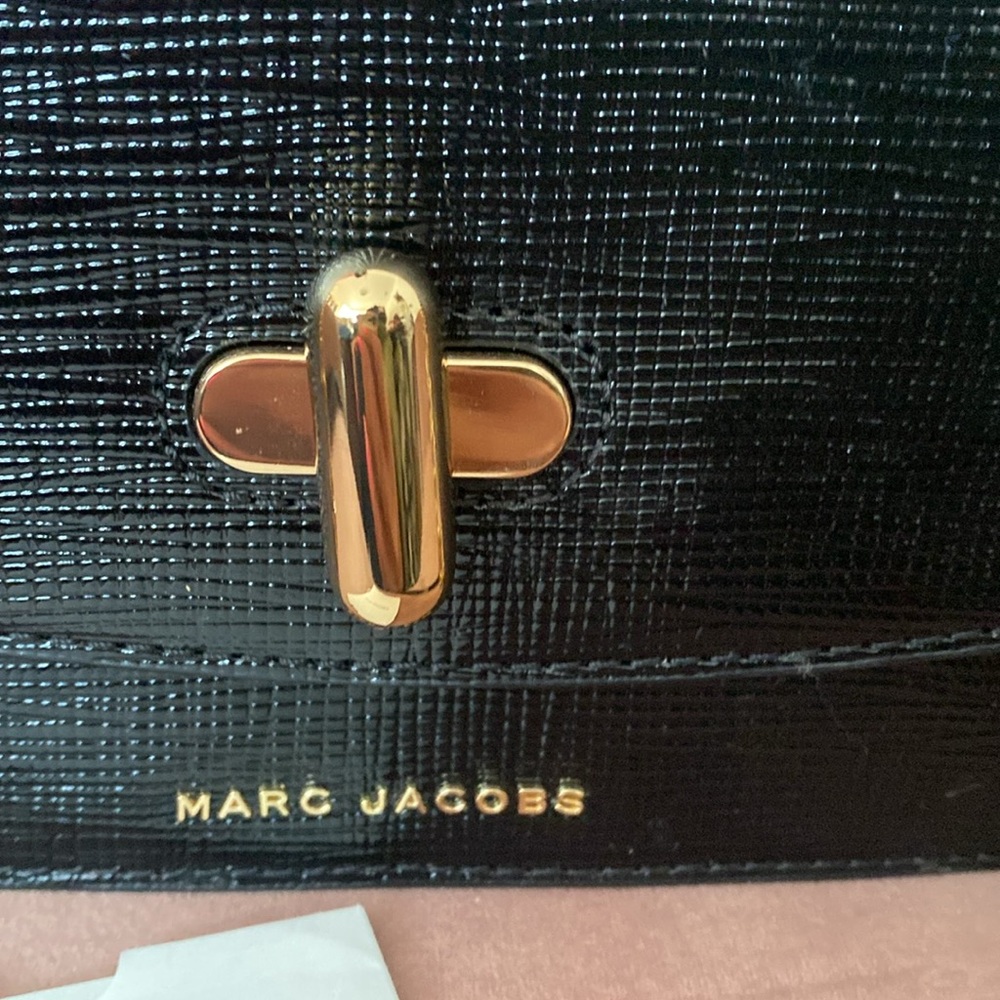 MARC JACOBS Turnlock Crossbody Bag Like New Condition! - Picture 5 of 14